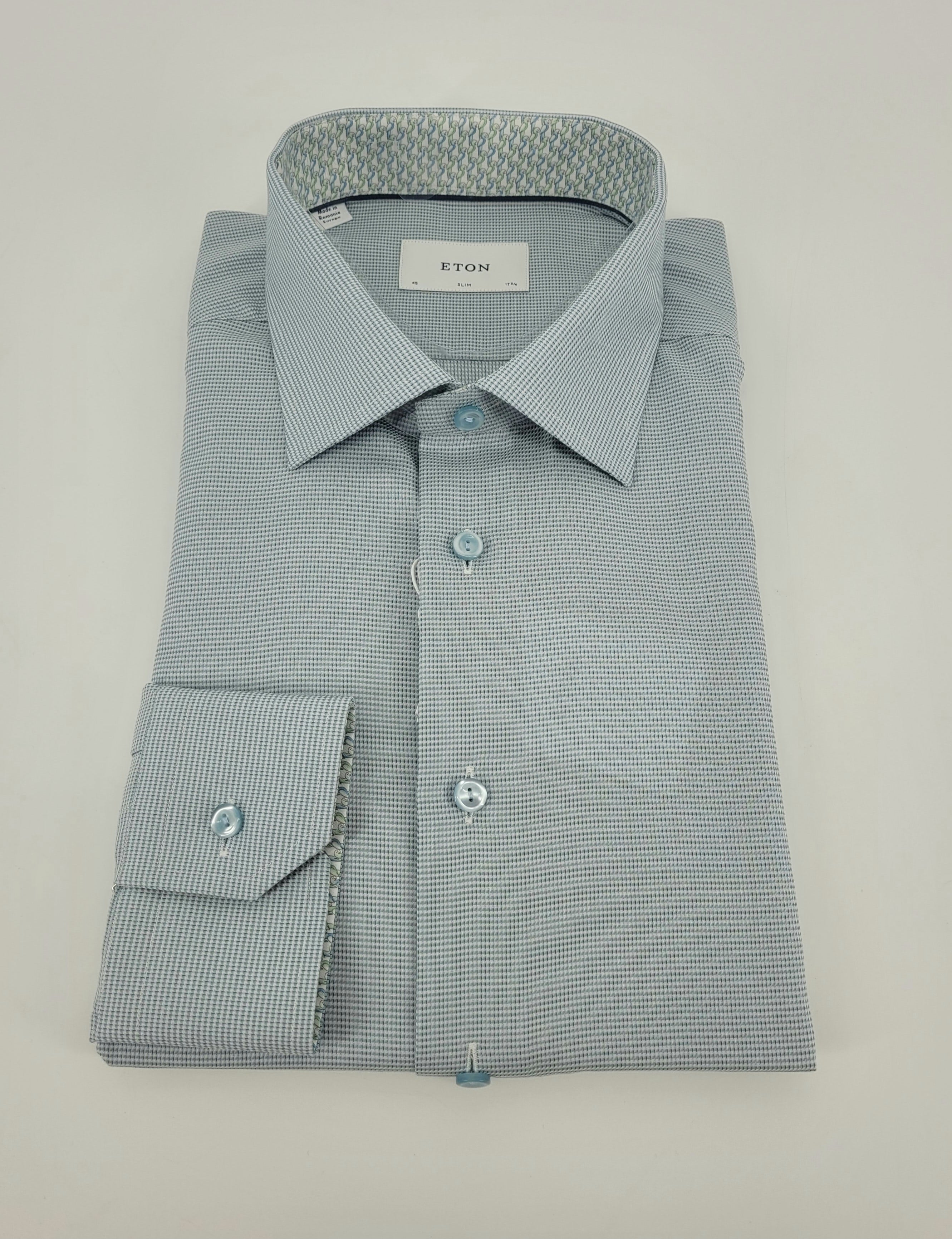 Chemise bleu à motifs au col