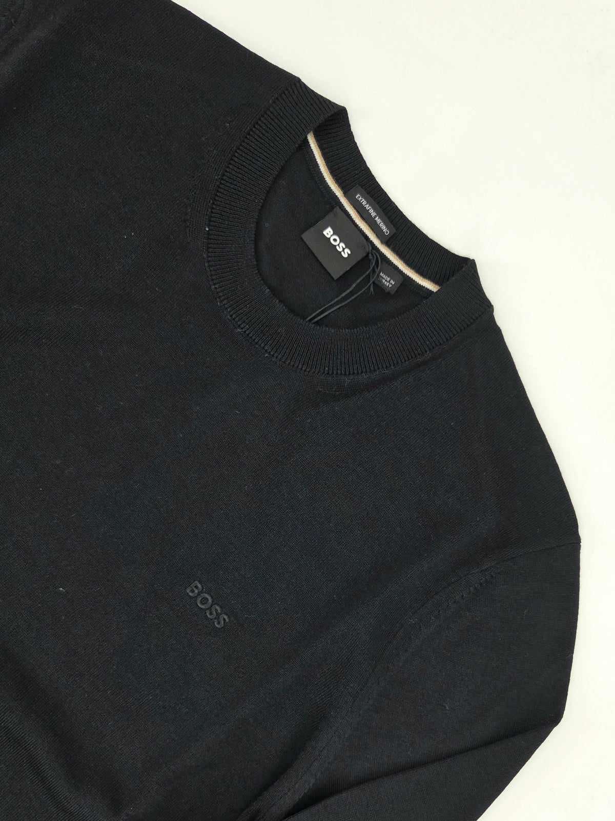 Pull de laine col rond marine