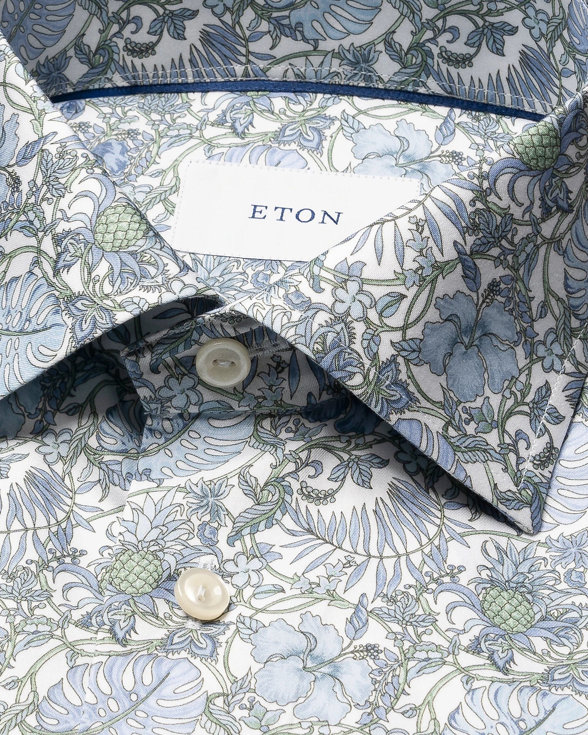 Chemise à motifs d'été