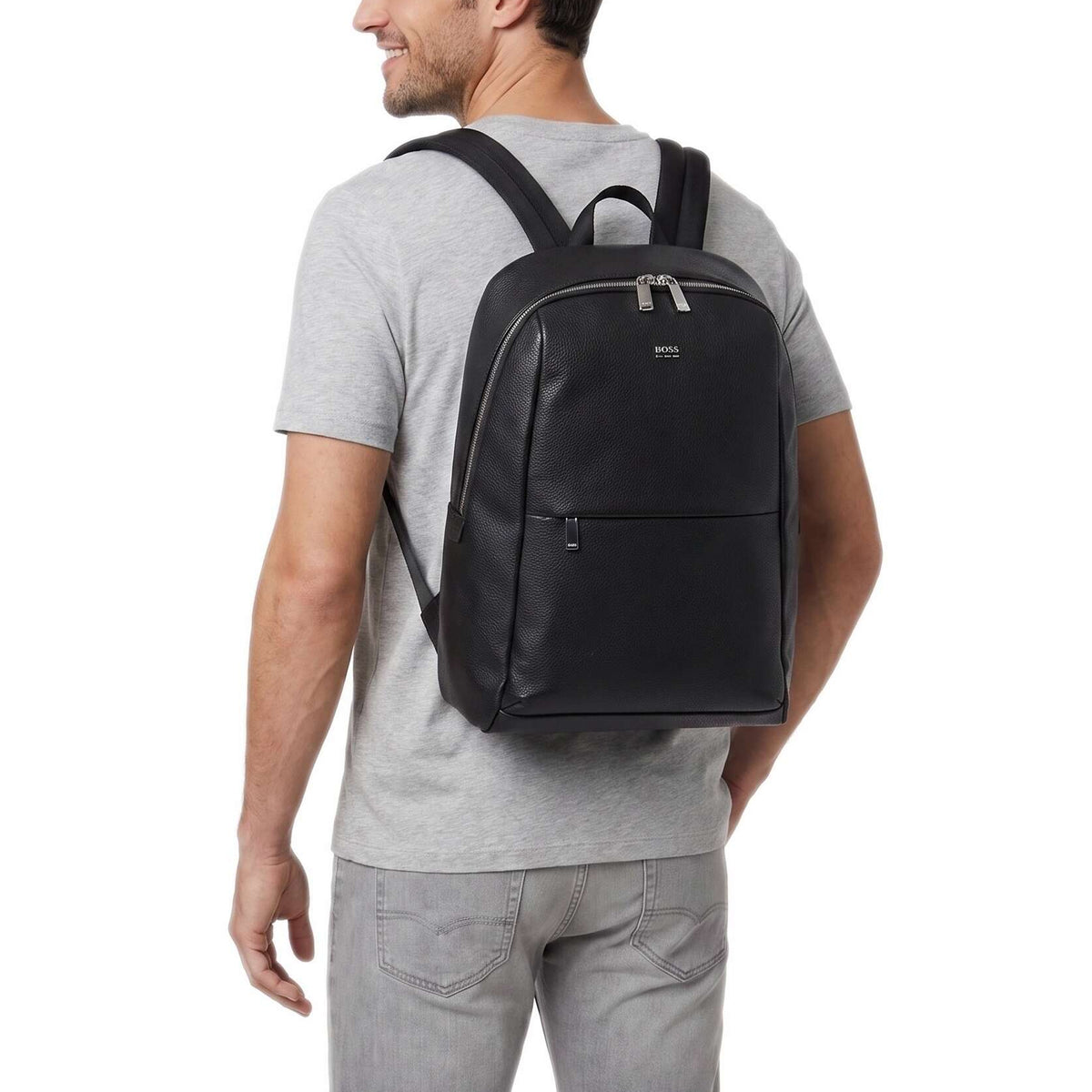 Sac à dos en cuir noir