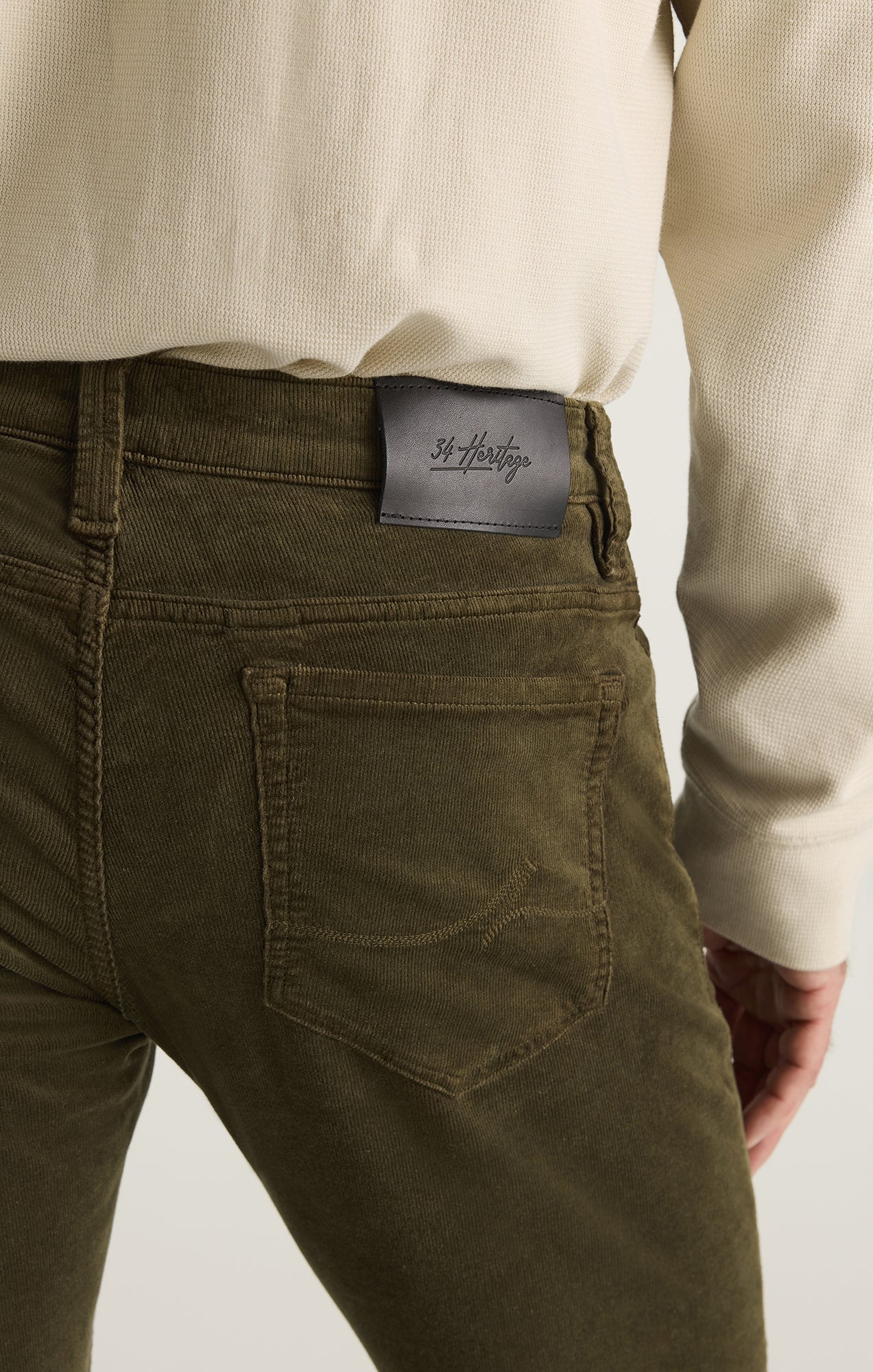 Pantalon extensible en corduroy couleur Fern