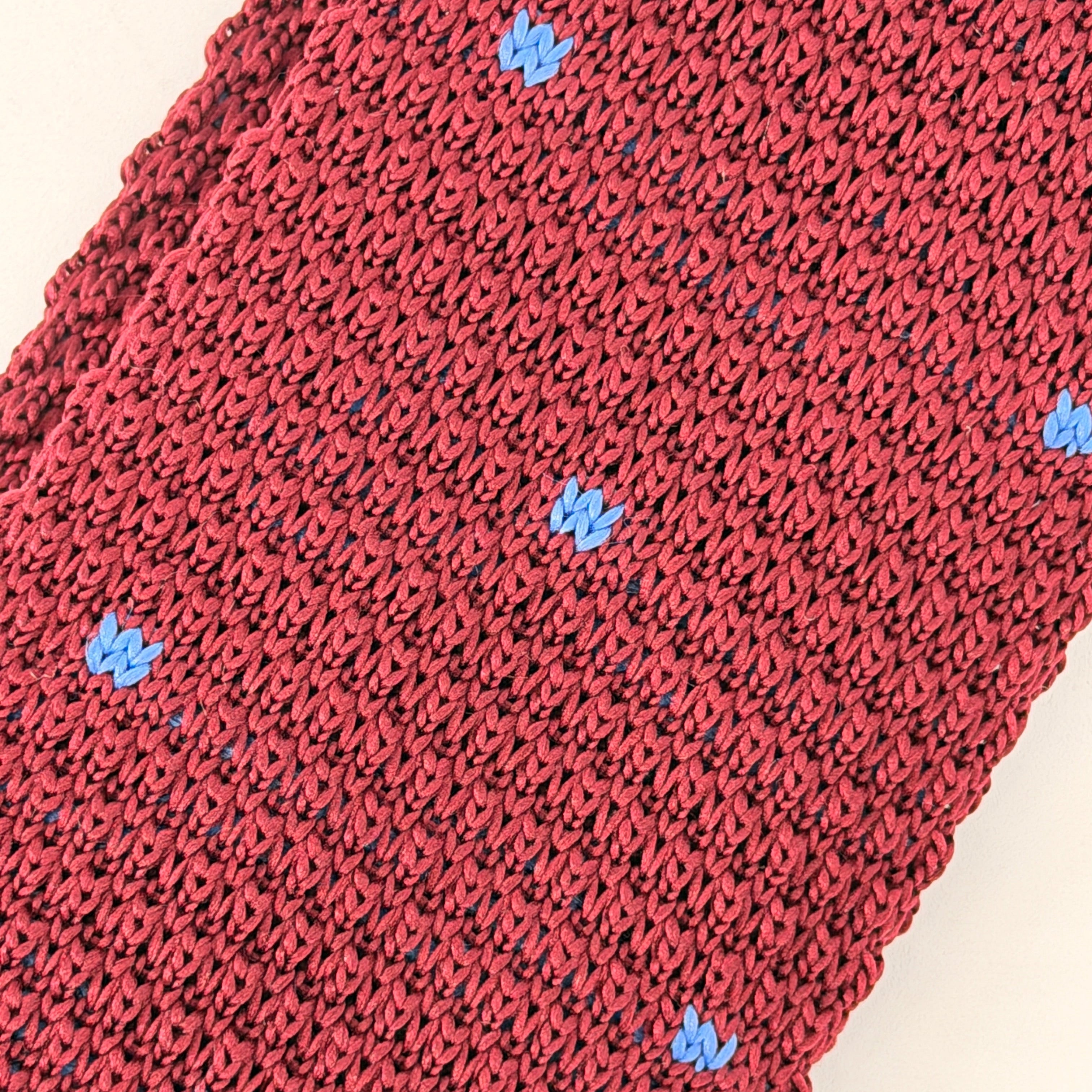 Cravate tricotée (Knit Tie) à pois
