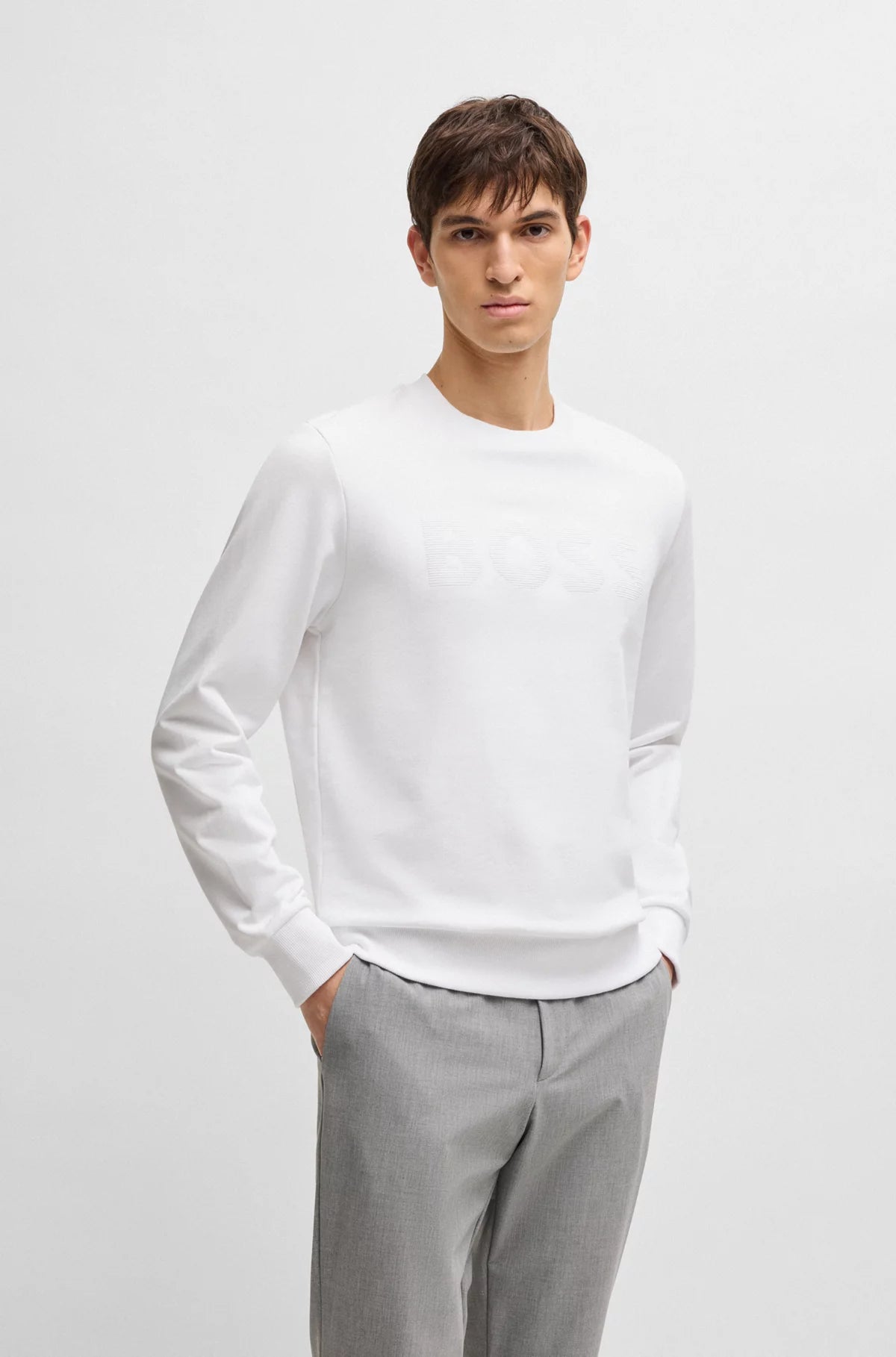 Pull de coton blanc avec logo ton sur ton Boss