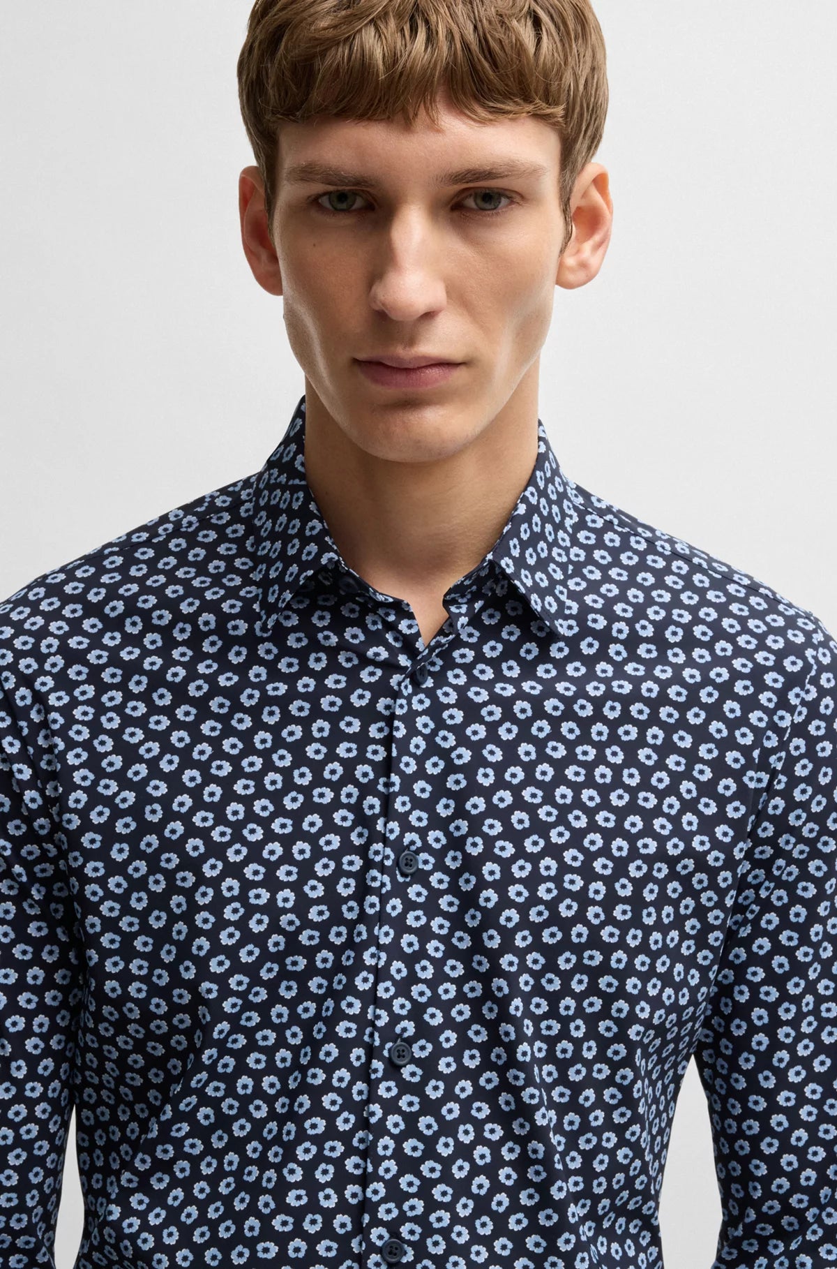 chemise marine motifs