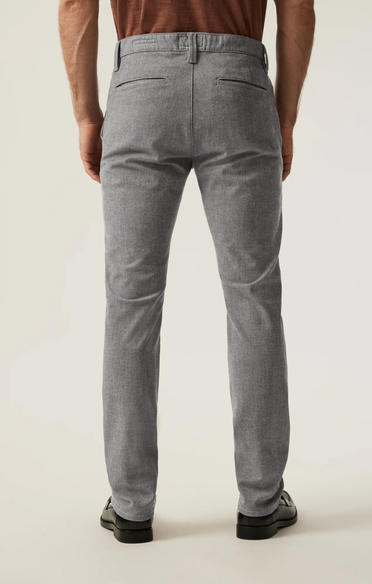 Pantalon chino gris