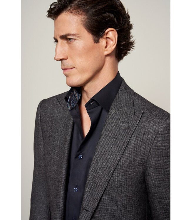 Chemise noir avec col contrasté
