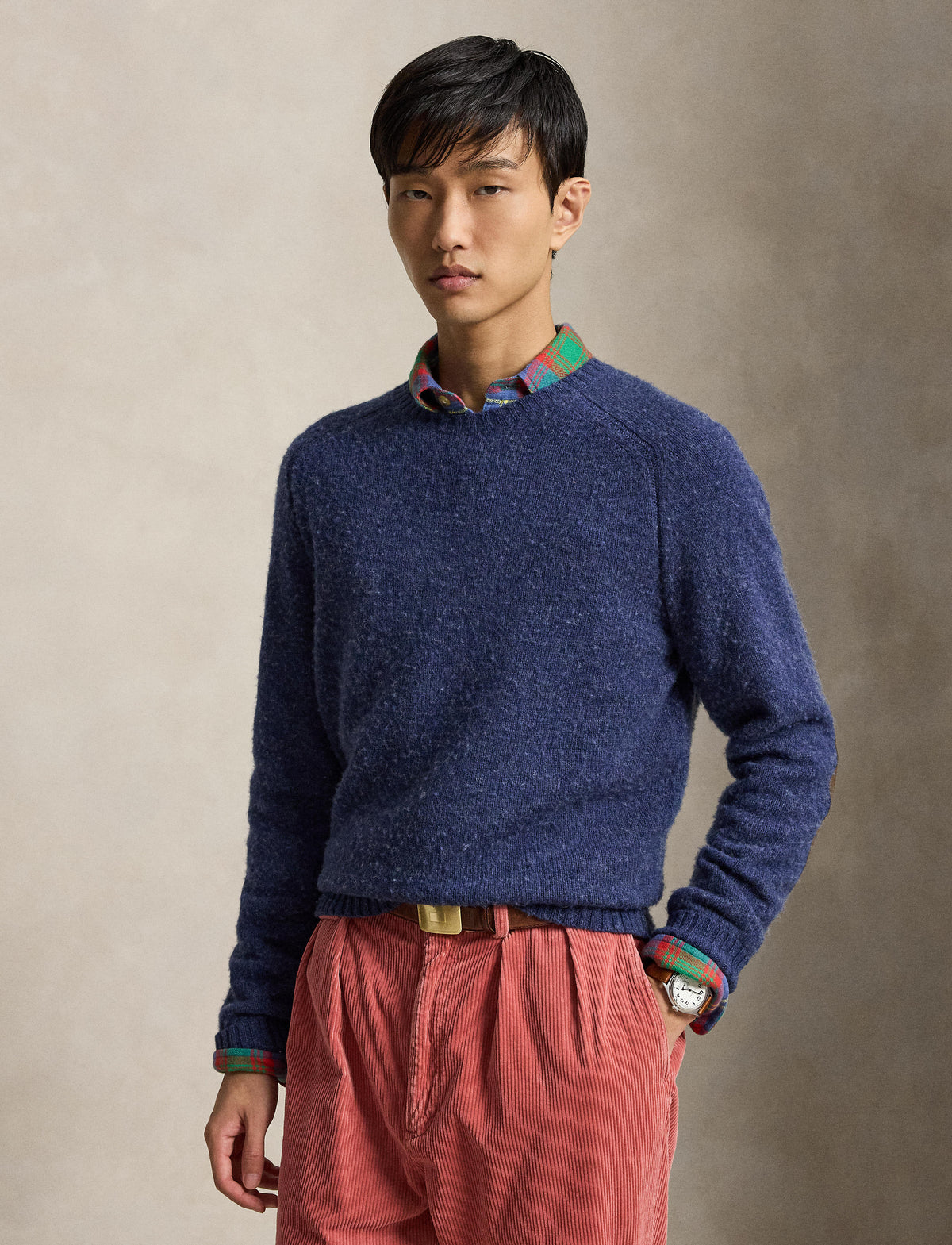 Pull en laine et cachemire avec coudières en daim