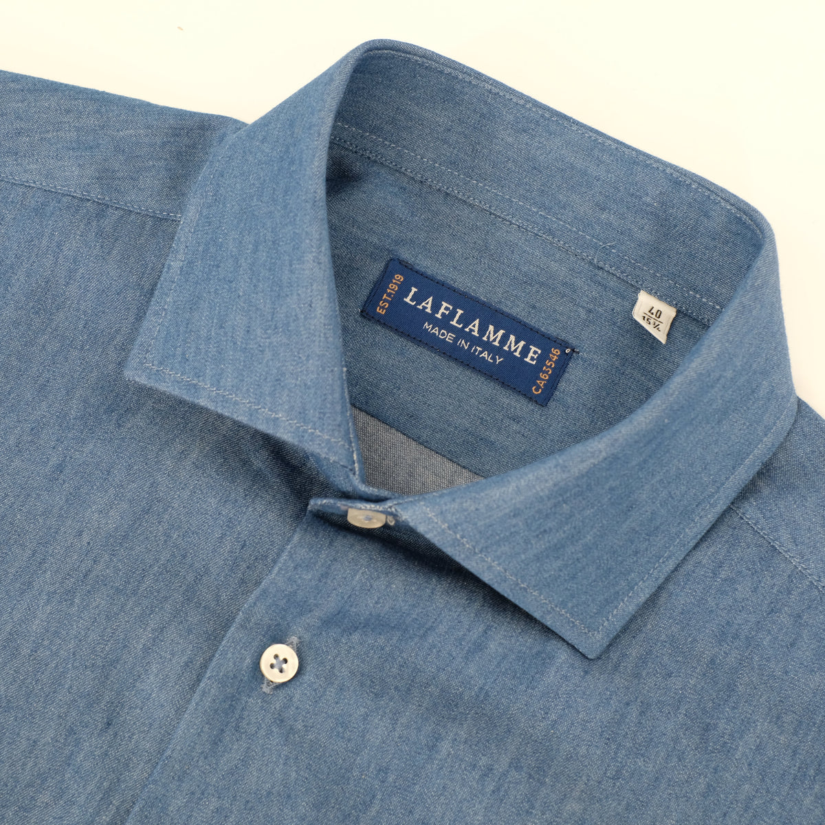 Chemise en denim chambray pâle