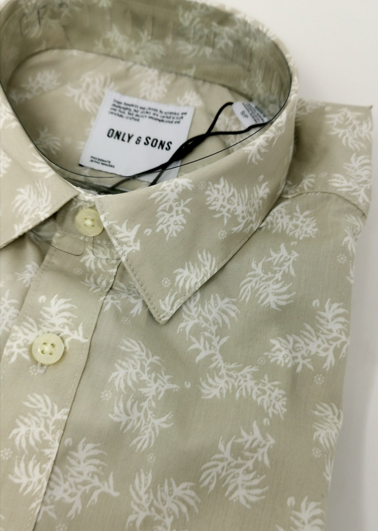 Chemise à motifs beige