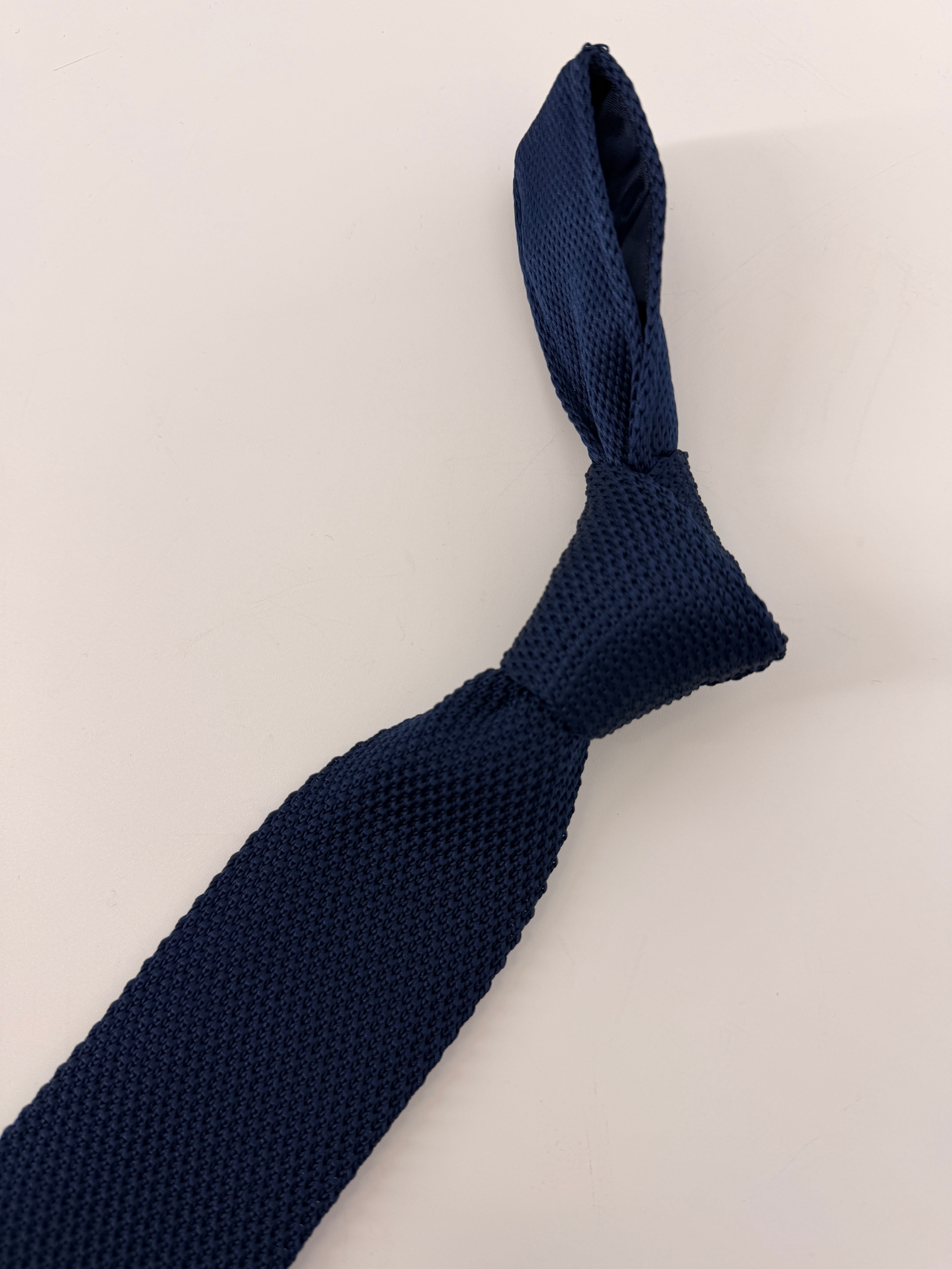Cravate tricotée (Knit Tie) Marine