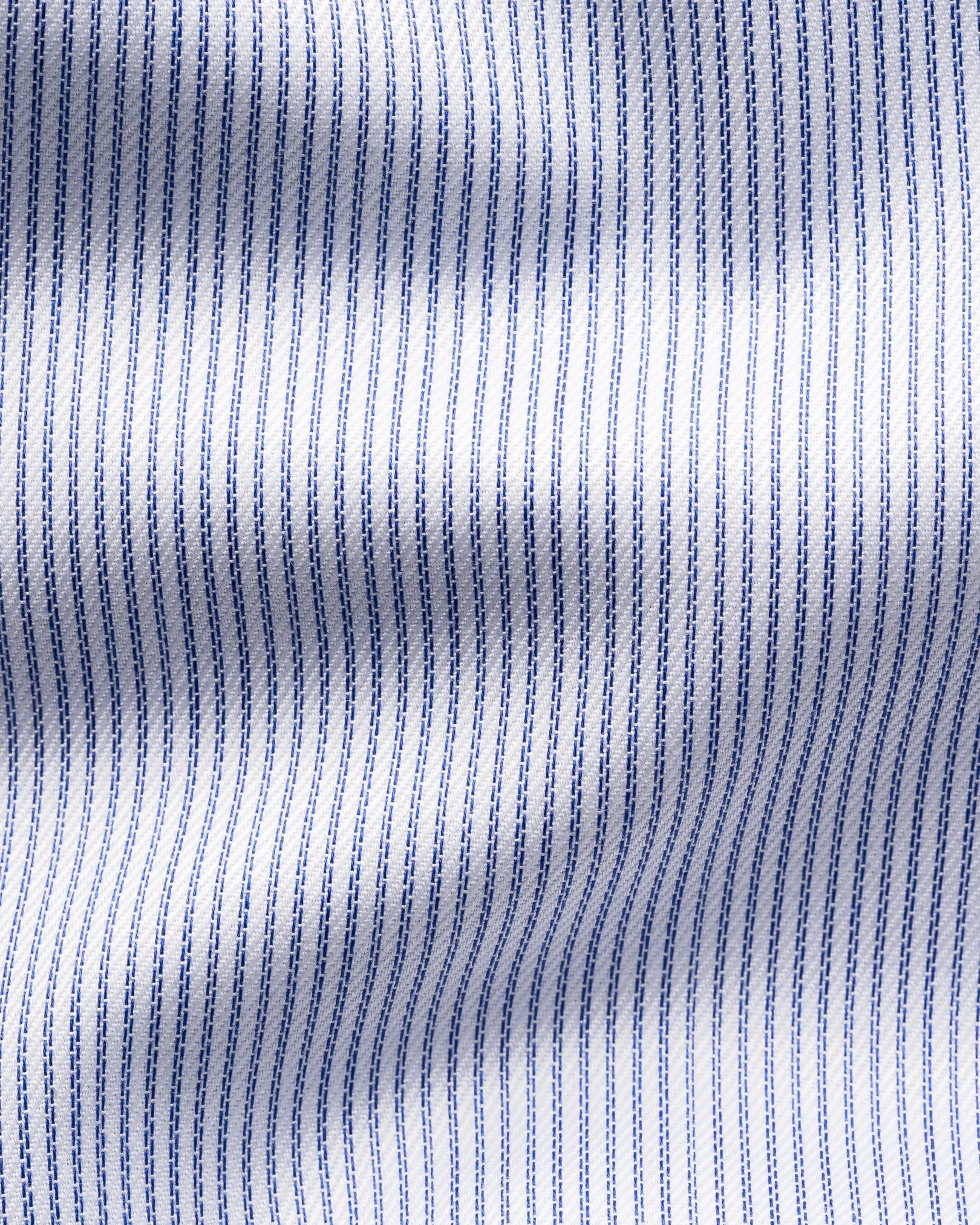 Chemise bleu avec col blanc banquier
