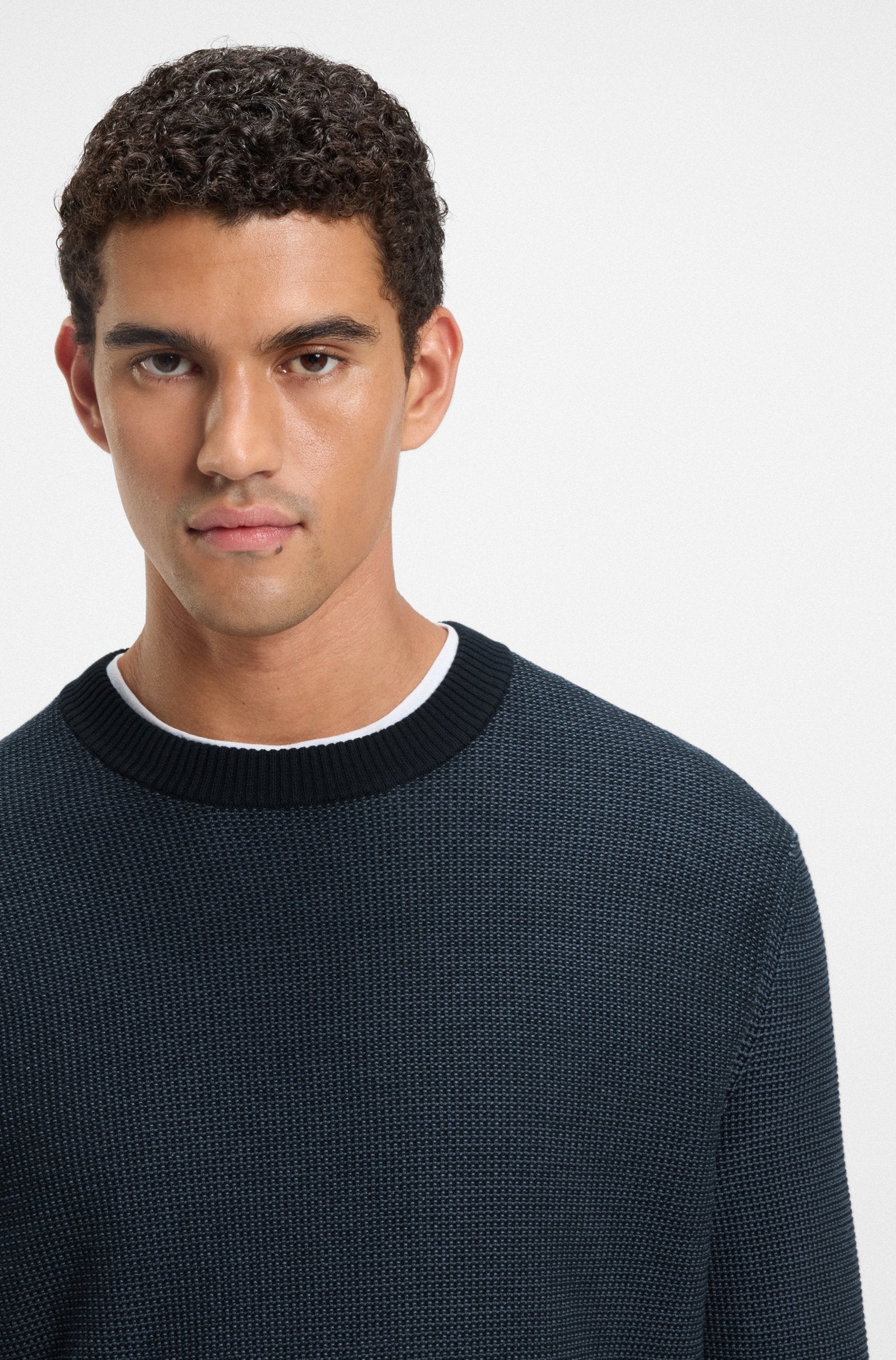 Pull BOSS en coton doux