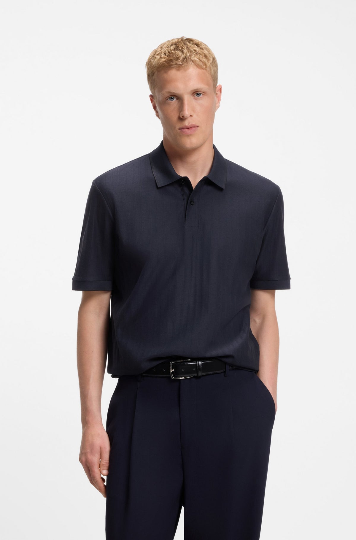 Polo marine à manches courtes en coton mercerisé texturé