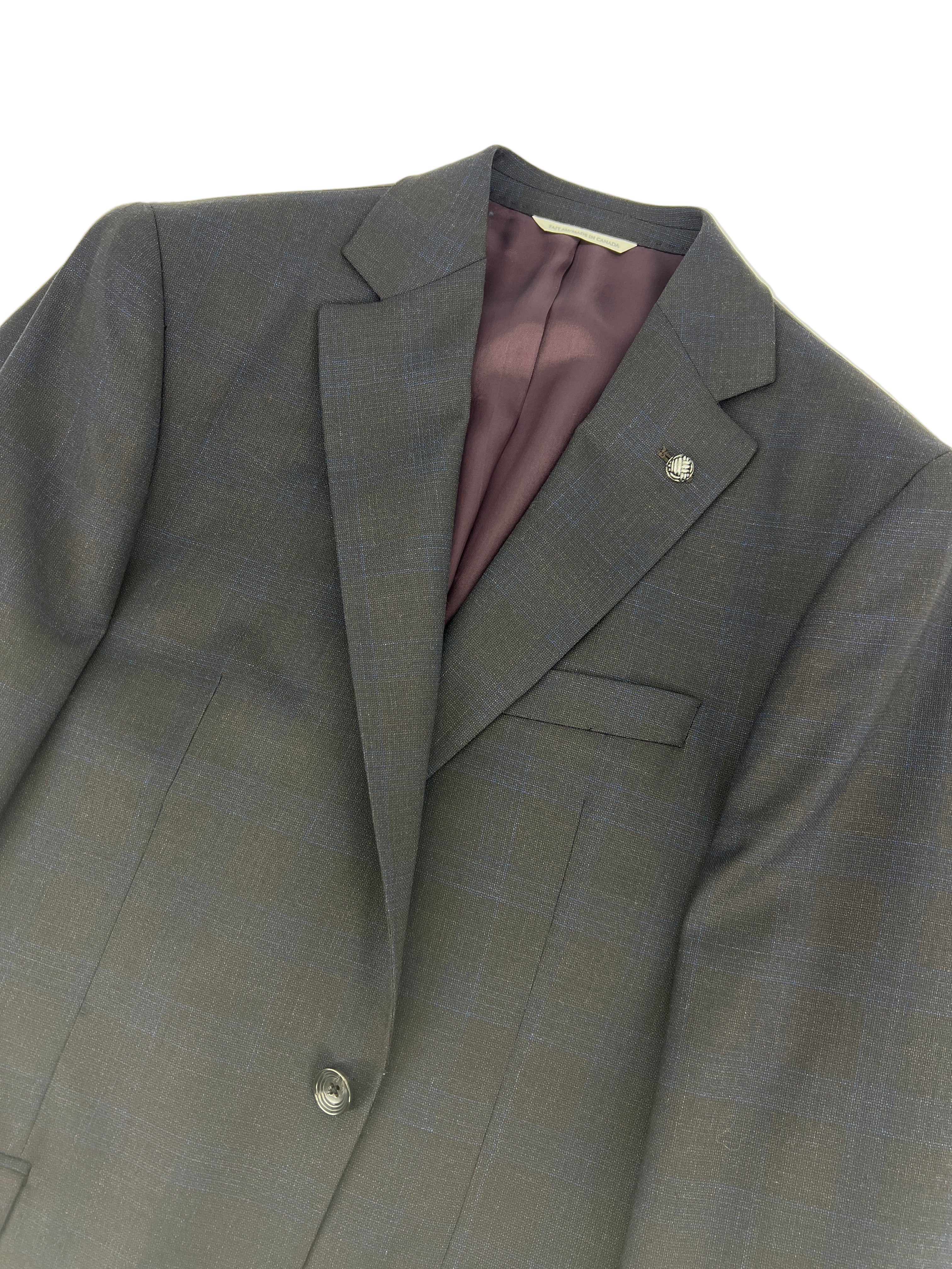 Complet supe 110 fait à Montréal