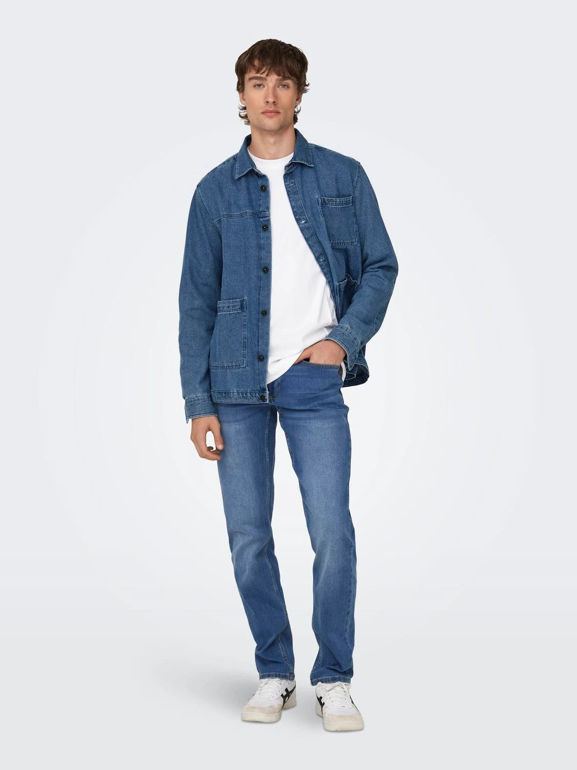 Jeans bleu classique coupe régulière