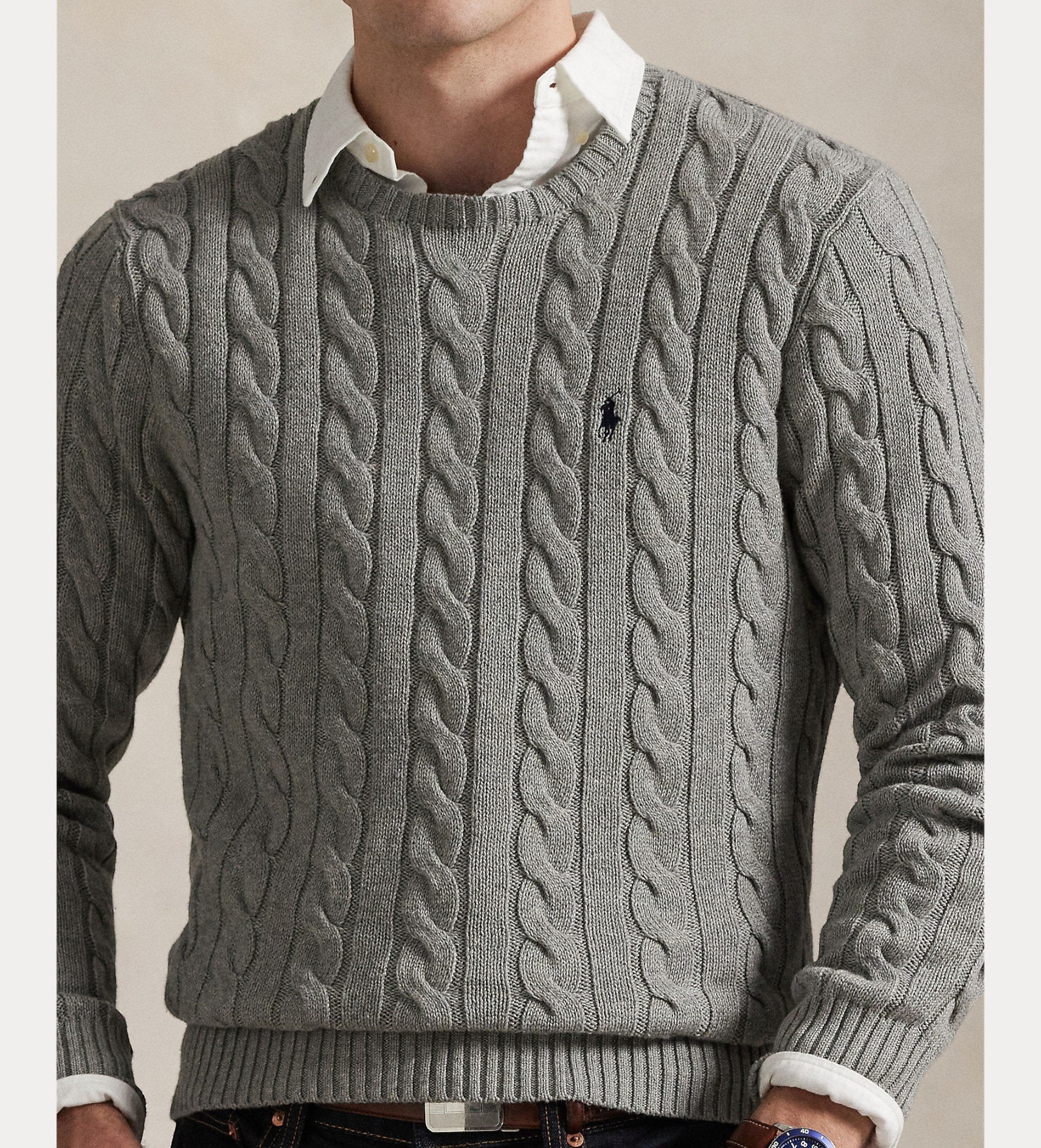 Pull en coton de style cable-knit gris